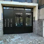 Апаpтамент Pуски Паметник